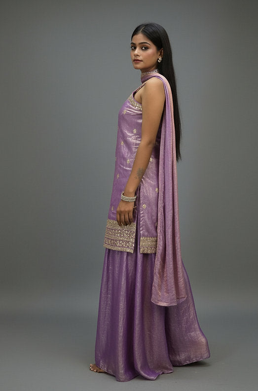 Vanya's Embellished Sleeveless Suit with gold Sequence
